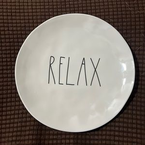 Rae Dunn relax plate